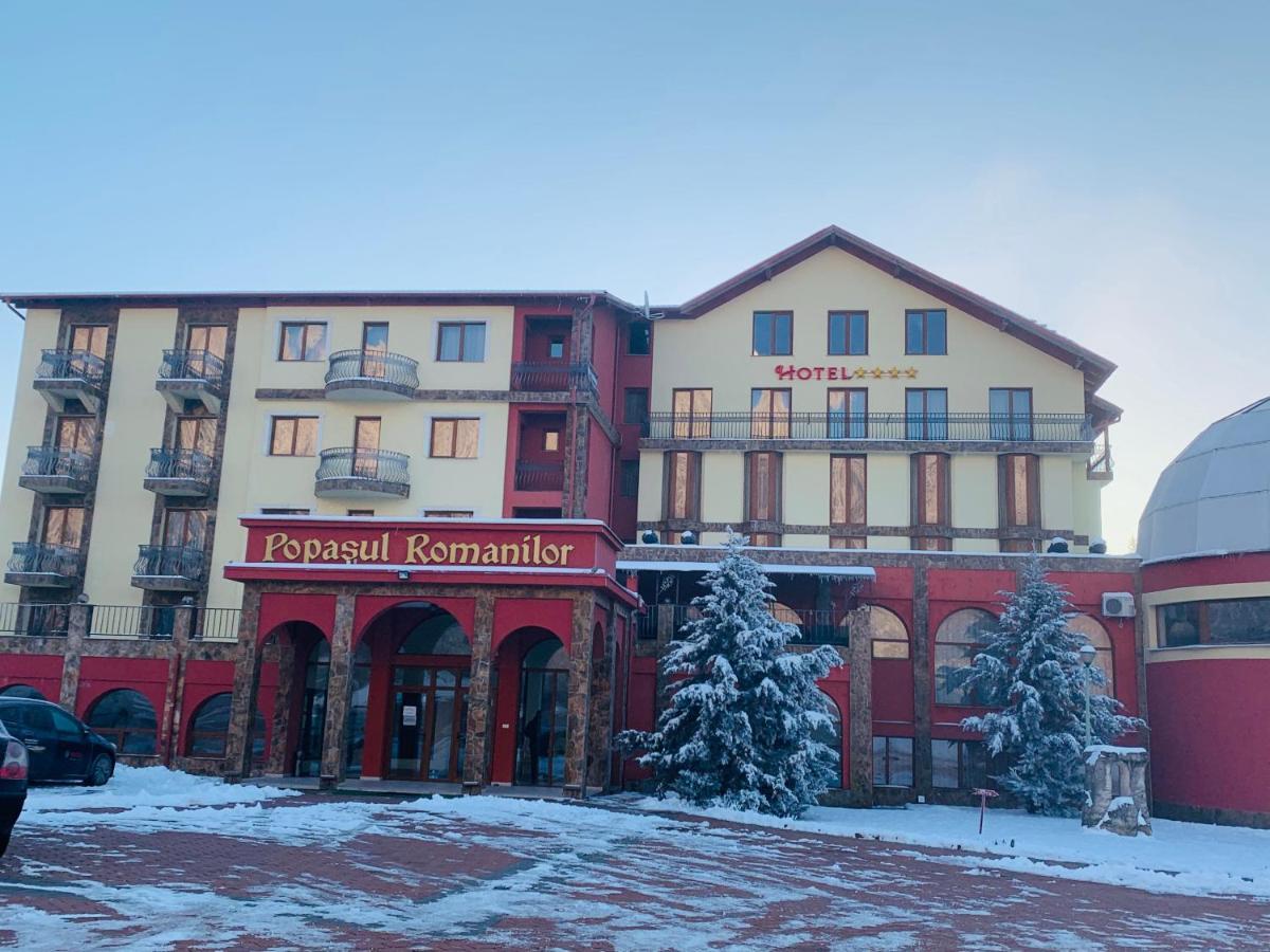 Popasul Romanilor Hotel Zalău Exterior foto