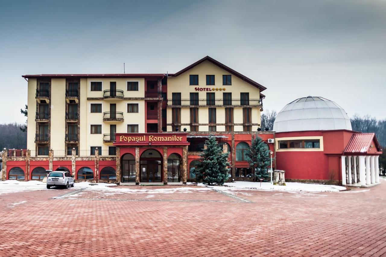 Popasul Romanilor Hotel Zalău Exterior foto